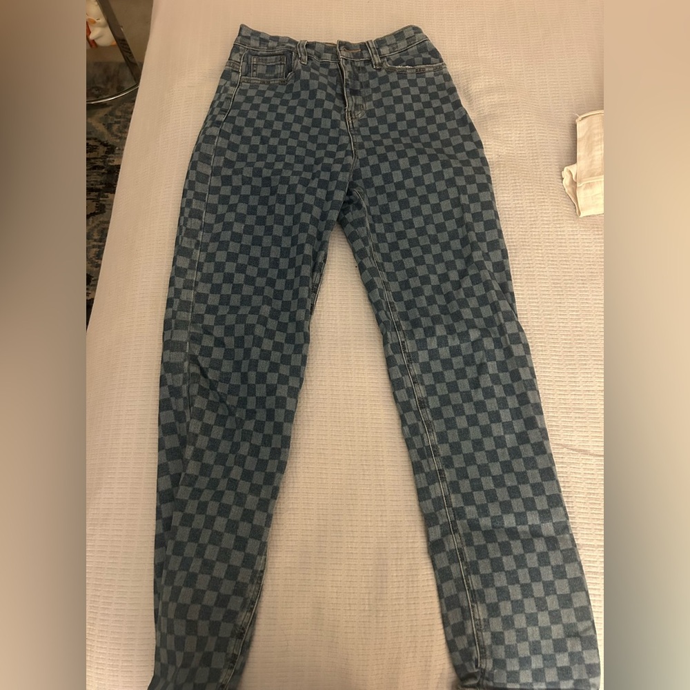 Cello checkered straight jeans size 3 (equate to 25/26)